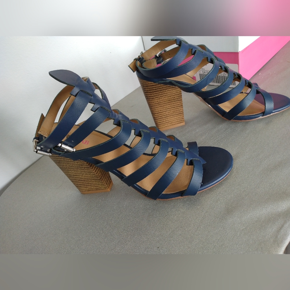 New women's chunky heel